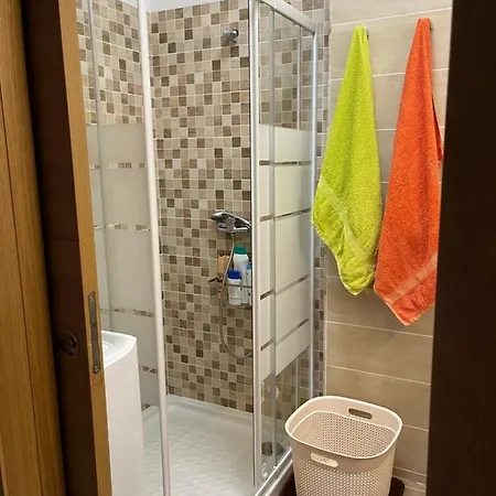 Comoda Vivienda En Appartement